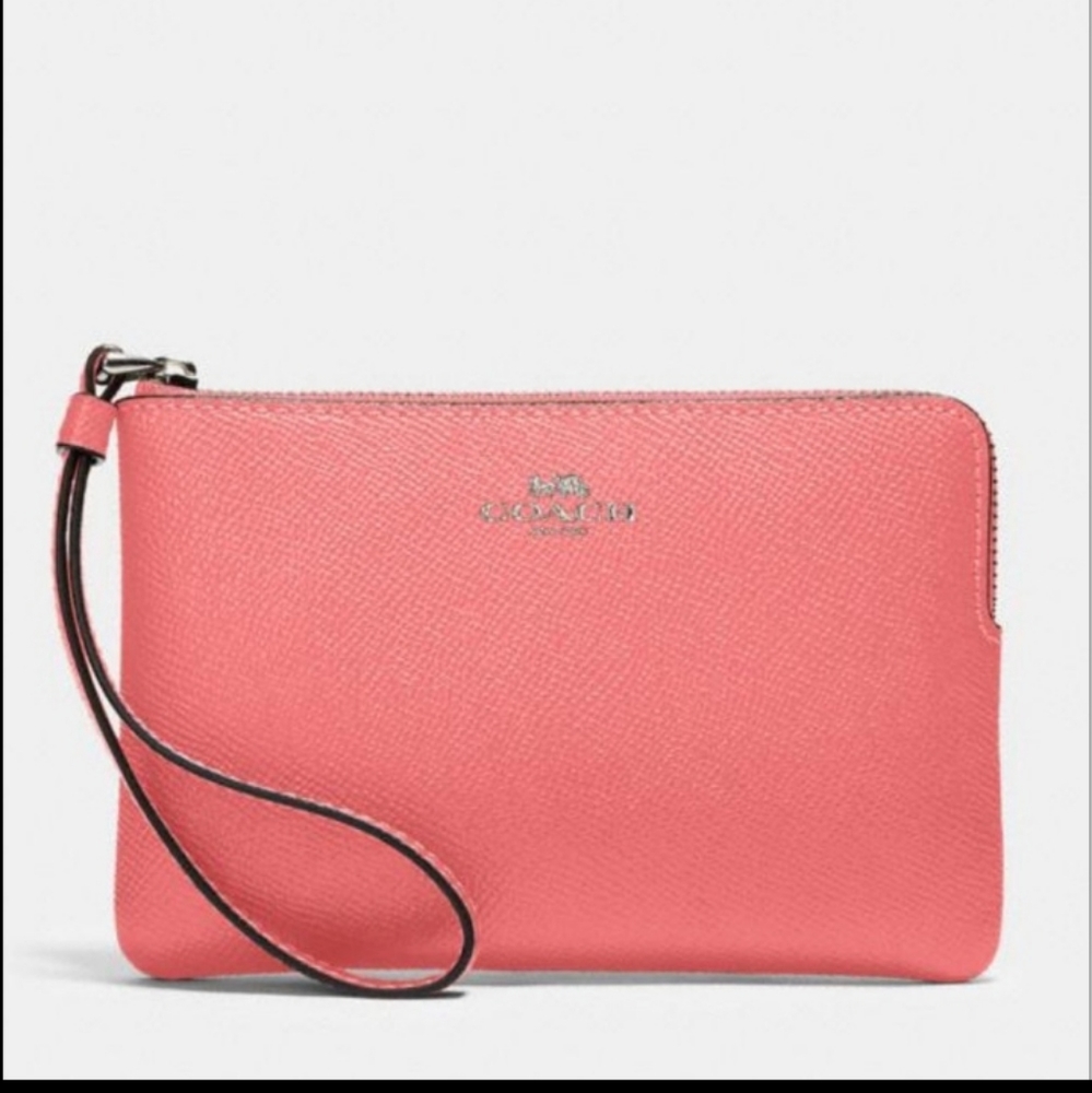 New ❤️ Coach pink lemonade leather wristlet